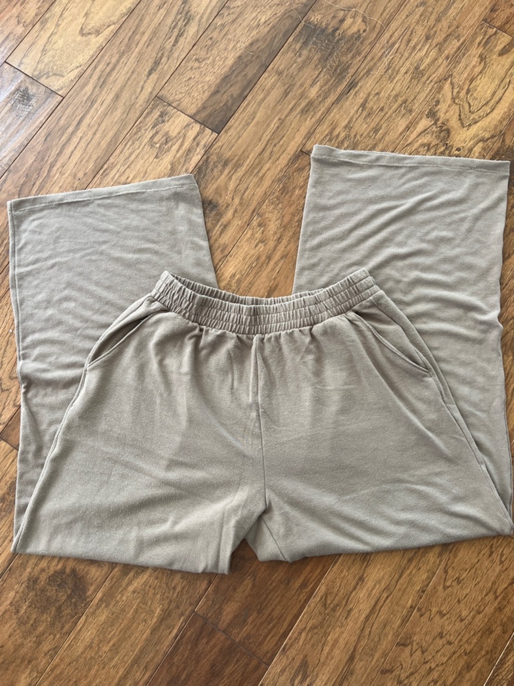 A&F Wide Leg Sweatpants, size M